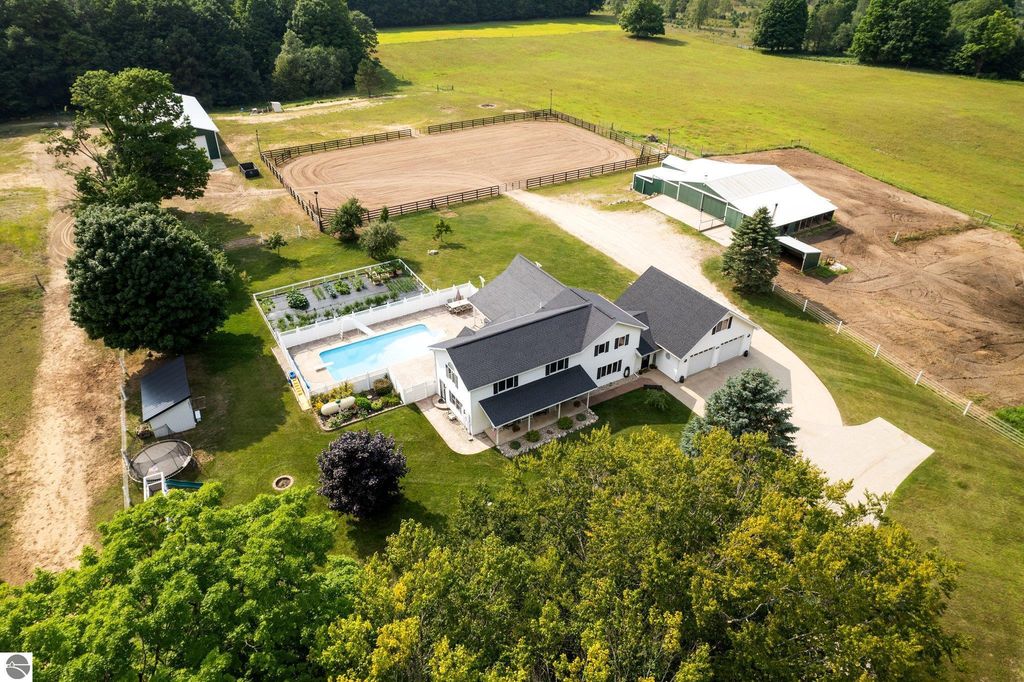 Image 90 of property listing at 8382 SW Hudson Road, Fife Lake, MI 49633