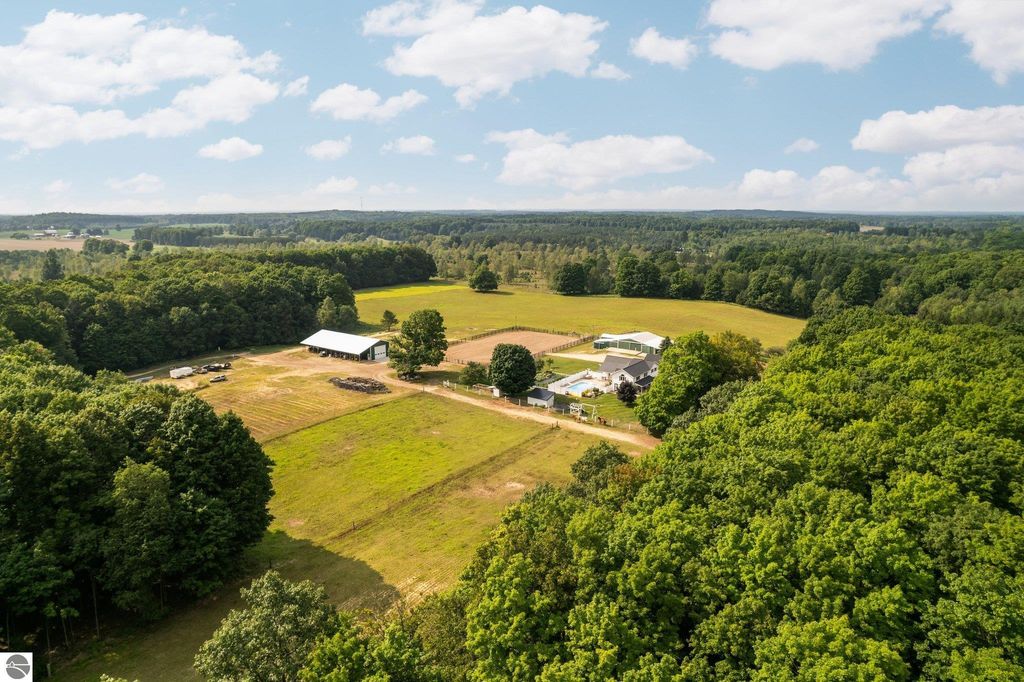 Image 91 of property listing at 8382 SW Hudson Road, Fife Lake, MI 49633