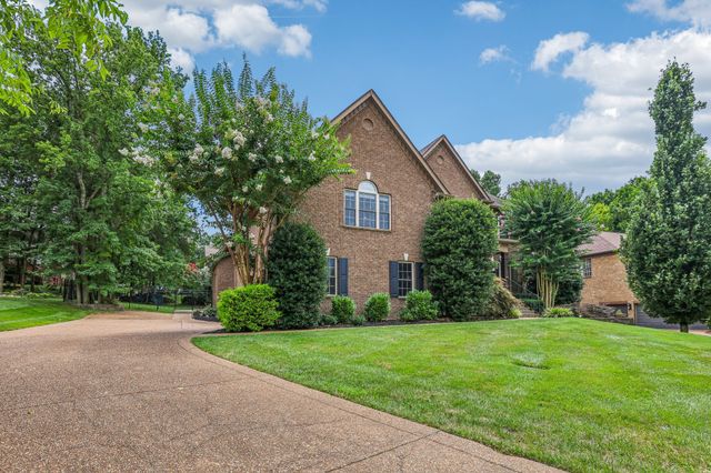 1225 Old Spring Trl, Arrington, TN 37014