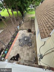 214 DENNISON ST, Colonial Beach, VA 22443