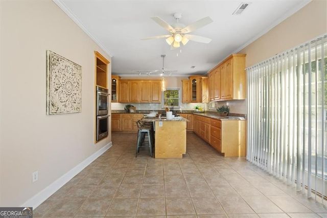 55 Rocky Circle NE, White, GA 30184