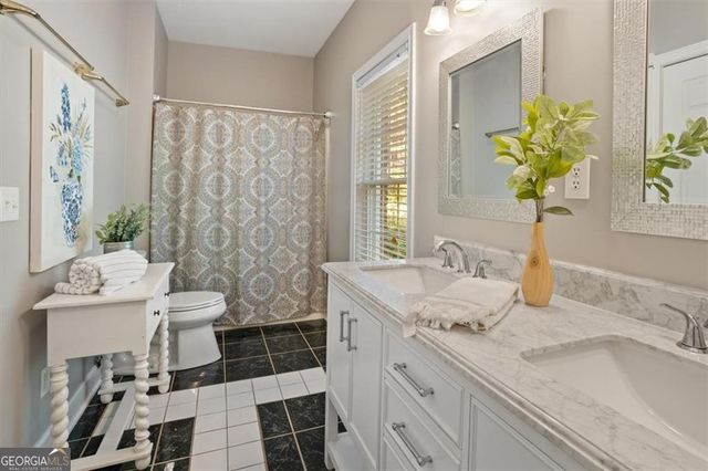 55 Rocky Circle NE, White, GA 30184