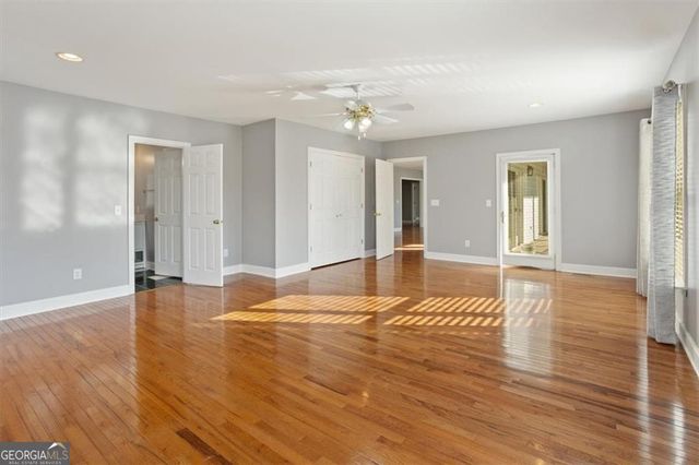 55 Rocky Circle NE, White, GA 30184