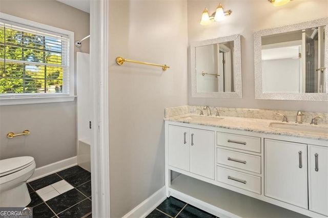 55 Rocky Circle NE, White, GA 30184