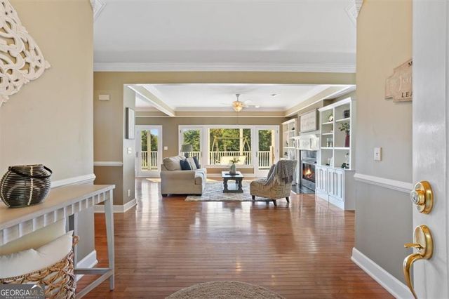 55 Rocky Circle NE, White, GA 30184
