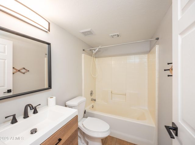 220 N 22ND Place 2094, Mesa, AZ 85213