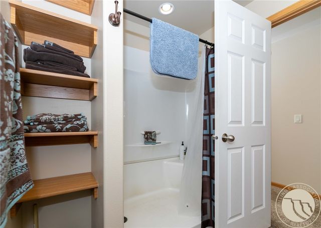 260 Annandale Road, Billings, MT 59105