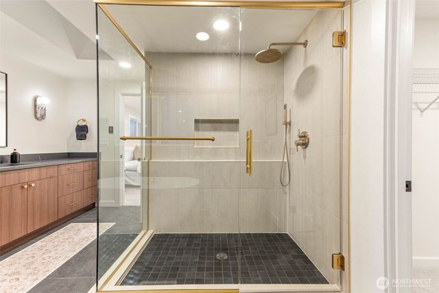 2404 127th Avenue SE, Bellevue, WA 98005