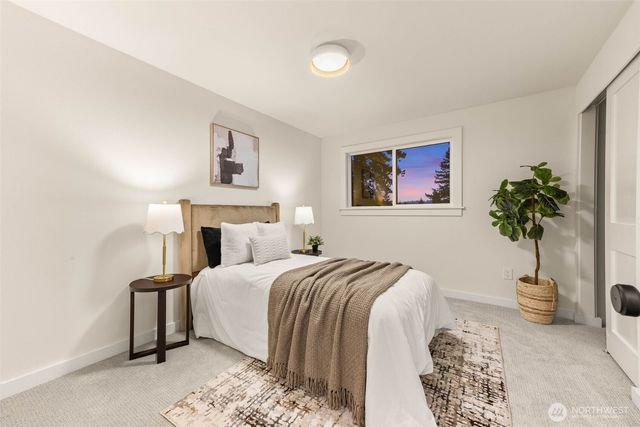 2404 127th Avenue SE, Bellevue, WA 98005