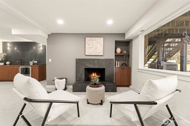 2404 127th Avenue SE, Bellevue, WA 98005