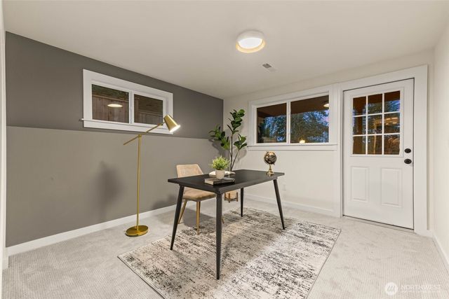 2404 127th Avenue SE, Bellevue, WA 98005