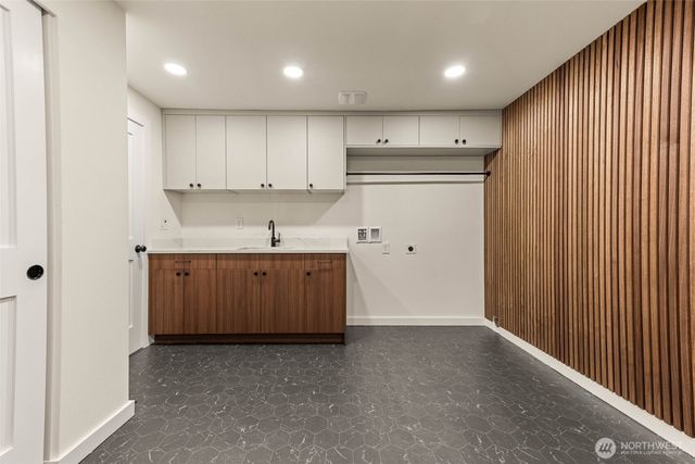 2404 127th Avenue SE, Bellevue, WA 98005