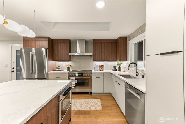 2404 127th Avenue SE, Bellevue, WA 98005