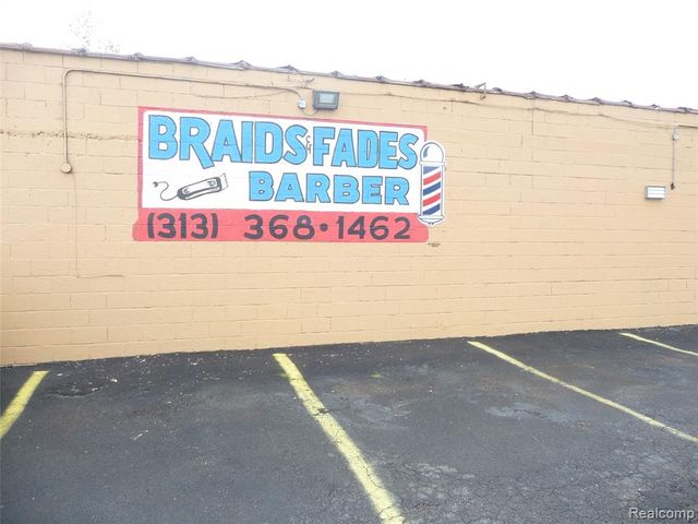 7111 E 7 Mile East Road, Detroit, MI 48234