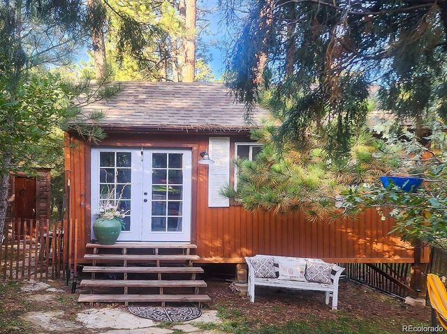 4693 Cheyenne Drive, Larkspur, CO 80118