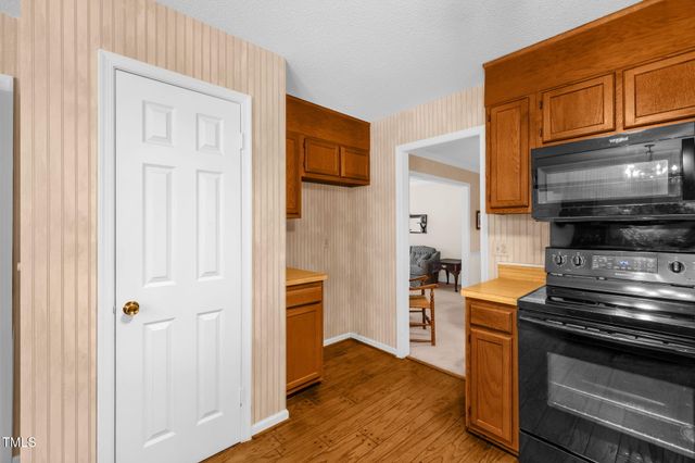 1903 Natchez Trace, Greensboro, NC 27455