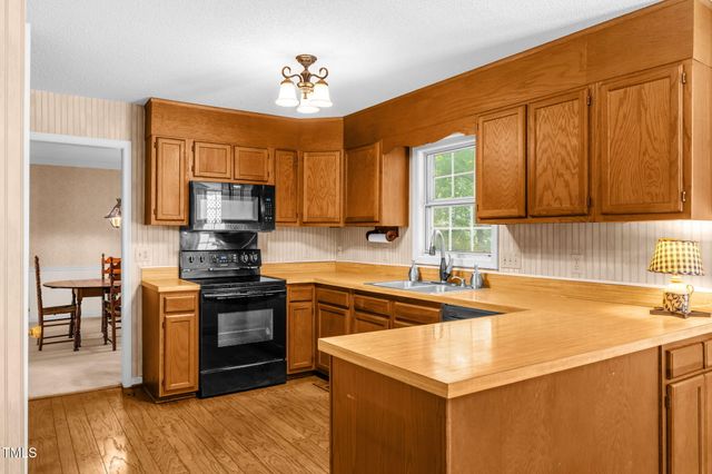 1903 Natchez Trace, Greensboro, NC 27455