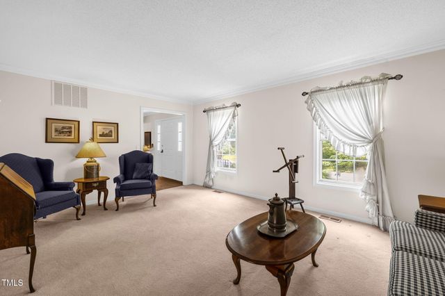 1903 Natchez Trace, Greensboro, NC 27455