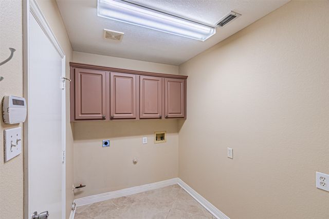 1907 New Haven Road, Grapevine, TX 76051