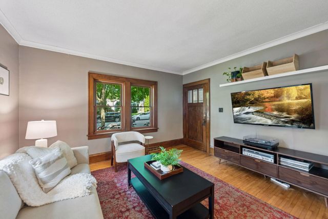 5433 Bryant Avenue S, Minneapolis, MN 55419