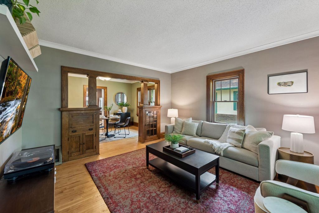 5433 Bryant Avenue S, Minneapolis, MN 55419
