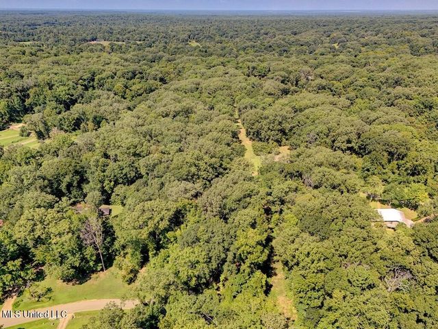 105 Robinhood Road, Vicksburg, MS 39180