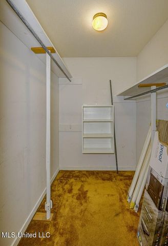 105 Robinhood Road, Vicksburg, MS 39180
