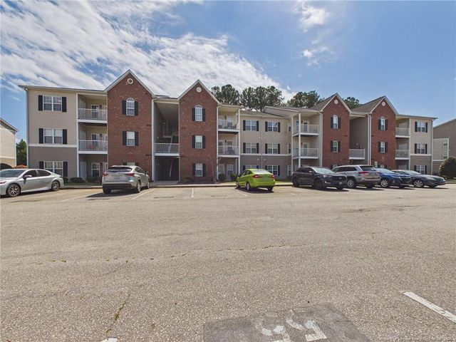 625 Marshtree Lane 301, Fayetteville, NC 28314