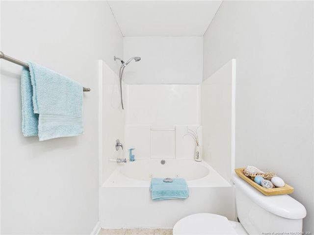 625 Marshtree Lane 301, Fayetteville, NC 28314