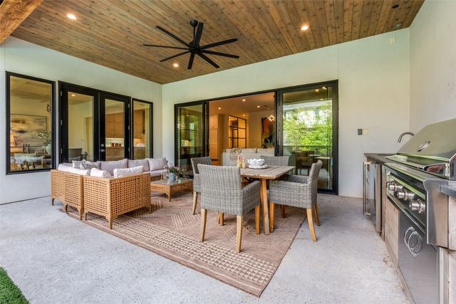 5111 W Amherst Avenue, Dallas, TX 75209