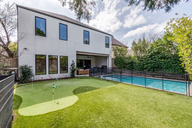 5111 W Amherst Avenue, Dallas, TX 75209