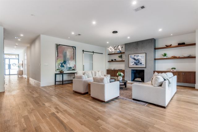 5111 W Amherst Avenue, Dallas, TX 75209