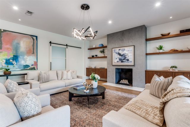 5111 W Amherst Avenue, Dallas, TX 75209