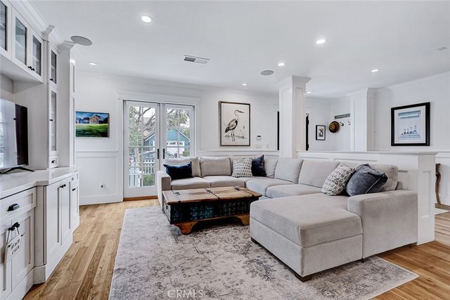 1717 Pacific Ave, Manhattan Beach, CA 90266