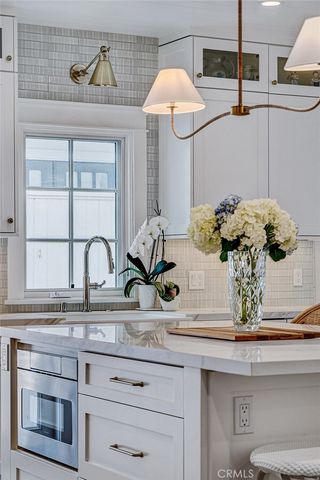 1717 Pacific Ave, Manhattan Beach, CA 90266