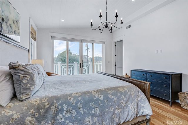 1717 Pacific Ave, Manhattan Beach, CA 90266