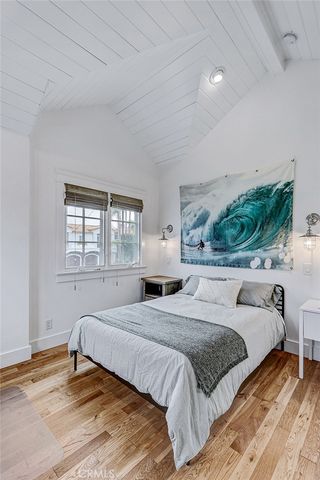 1717 Pacific Ave, Manhattan Beach, CA 90266