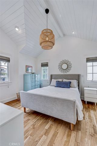 1717 Pacific Ave, Manhattan Beach, CA 90266