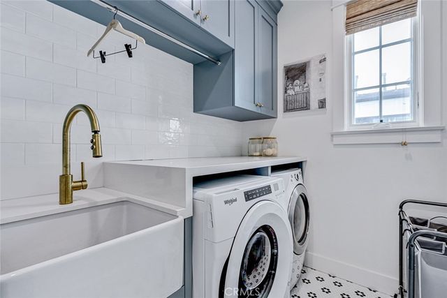 1717 Pacific Ave, Manhattan Beach, CA 90266