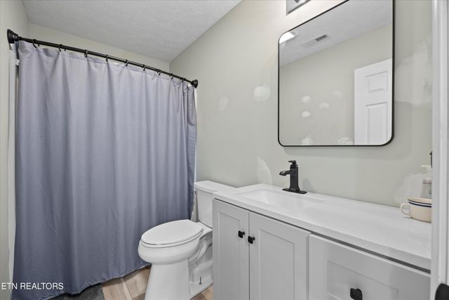 624 Sue Drive, Kodak, TN 37764