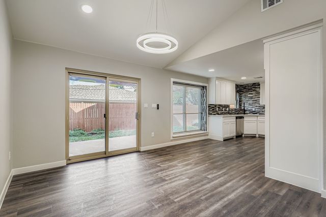 3809 Misty Meadow Drive, Fort Worth, TX 76133