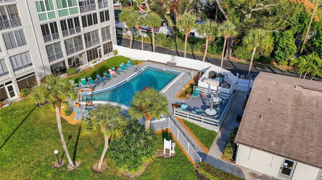 Image 17 of property listing at 4149 LAKE BAYSHORE DRIVE C511, Bradenton, FL 34205