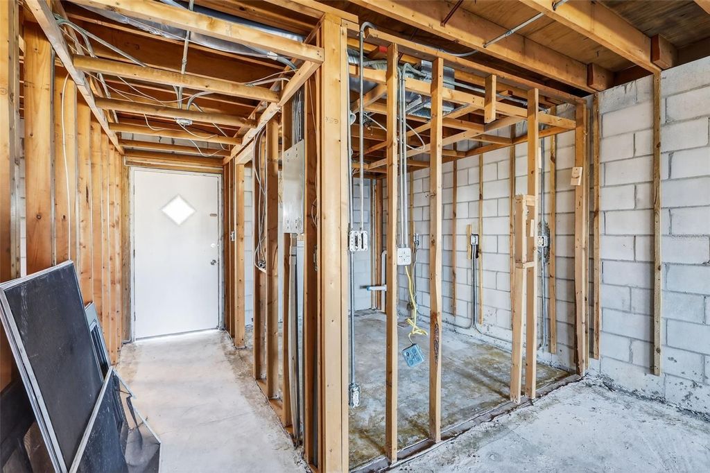 Image 20 of property listing at 4149 LAKE BAYSHORE DRIVE C511, Bradenton, FL 34205