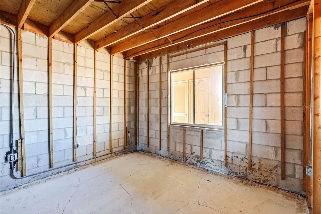 Image 35 of property listing at 4149 LAKE BAYSHORE DRIVE C511, Bradenton, FL 34205