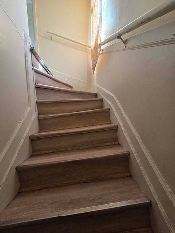 7321 S Saint Lawrence Avenue, Chicago, IL 60619