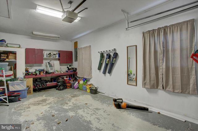 141 APPLE DRIVE, Greencastle, PA 17225