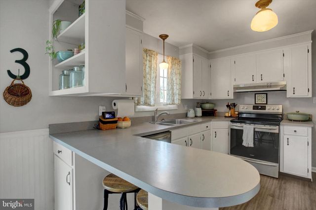 141 APPLE DRIVE, Greencastle, PA 17225