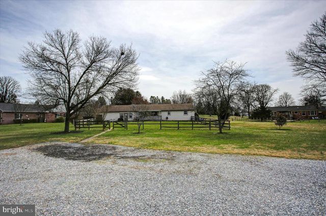 141 APPLE DRIVE, Greencastle, PA 17225