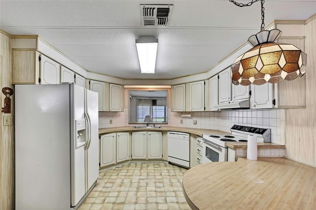 3230 BREWSTER DRIVE, Holiday, FL 34690