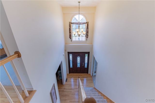 12 Christine Court South, New Hartford, NY 13413